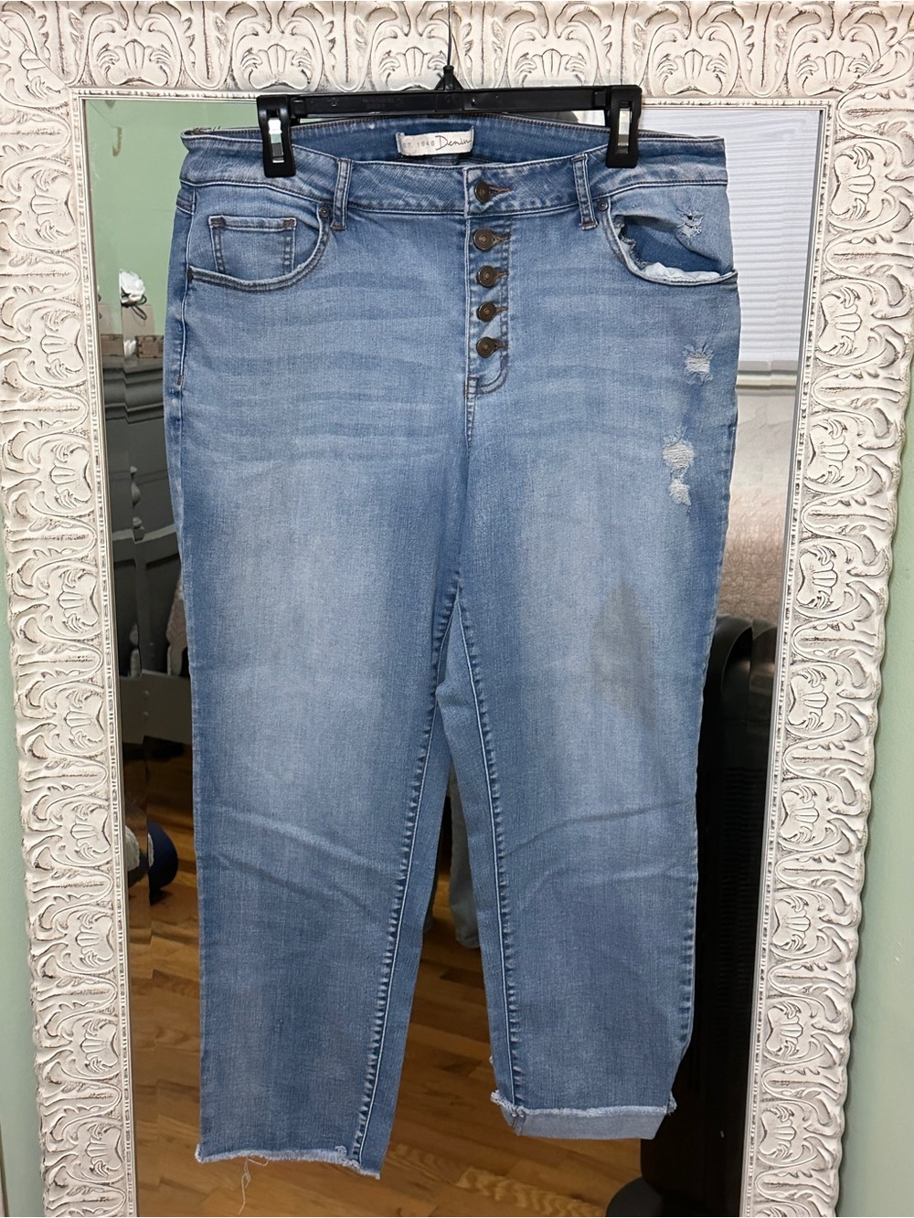Cato Light Blue Button-Fly Distressed Cropped Jeans